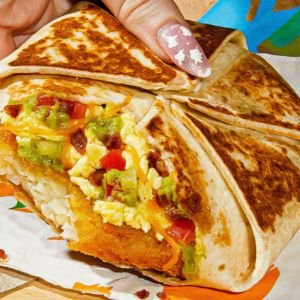 Breakfast California Crunchwrap